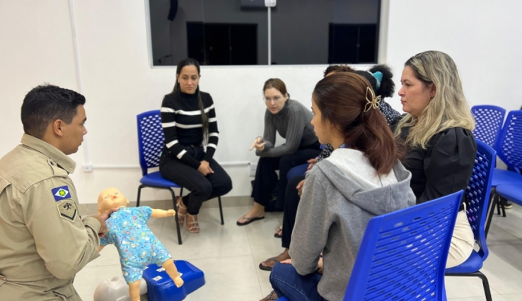 Profissionais da educa��o de Jaciara recebem capacita��o em primeiros socorros