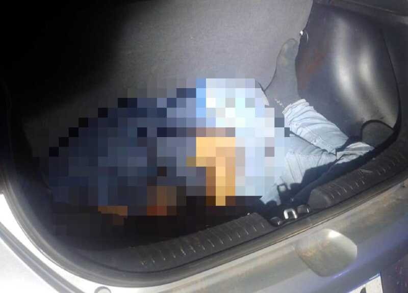 Corpo de homem com marcas de tiros � encontrado em porta-malas de carro abandonado em Cuiab�