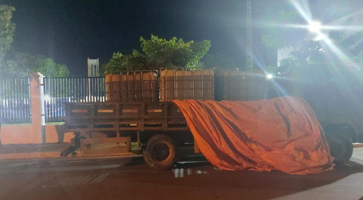 Caminhoneiro � preso com carga irregular de combust�vel destinada a garimpo em MT