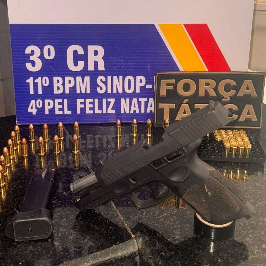 For�a T�tica prende homem com pistola e 52 muni��es dentro de caminhonete