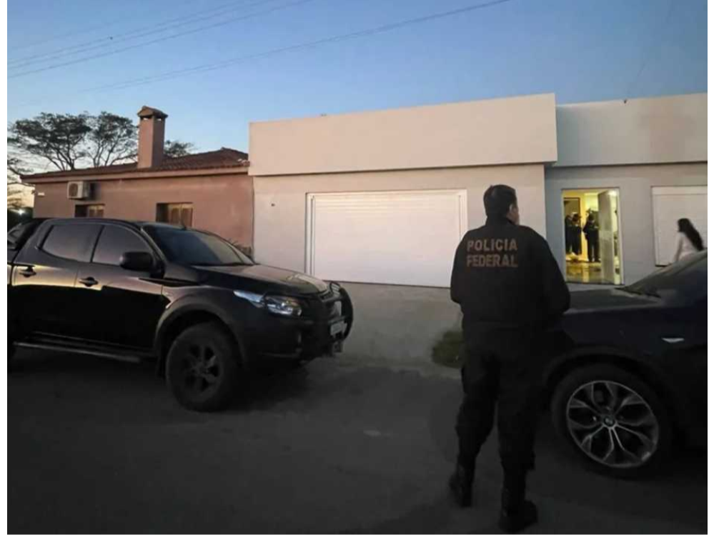 PF FAZ OPERA��O CONTRA GRUPO QUE LAVOU R$ 1 BILH�O COM IMPORTA��O ILEGAL DE CELULARES