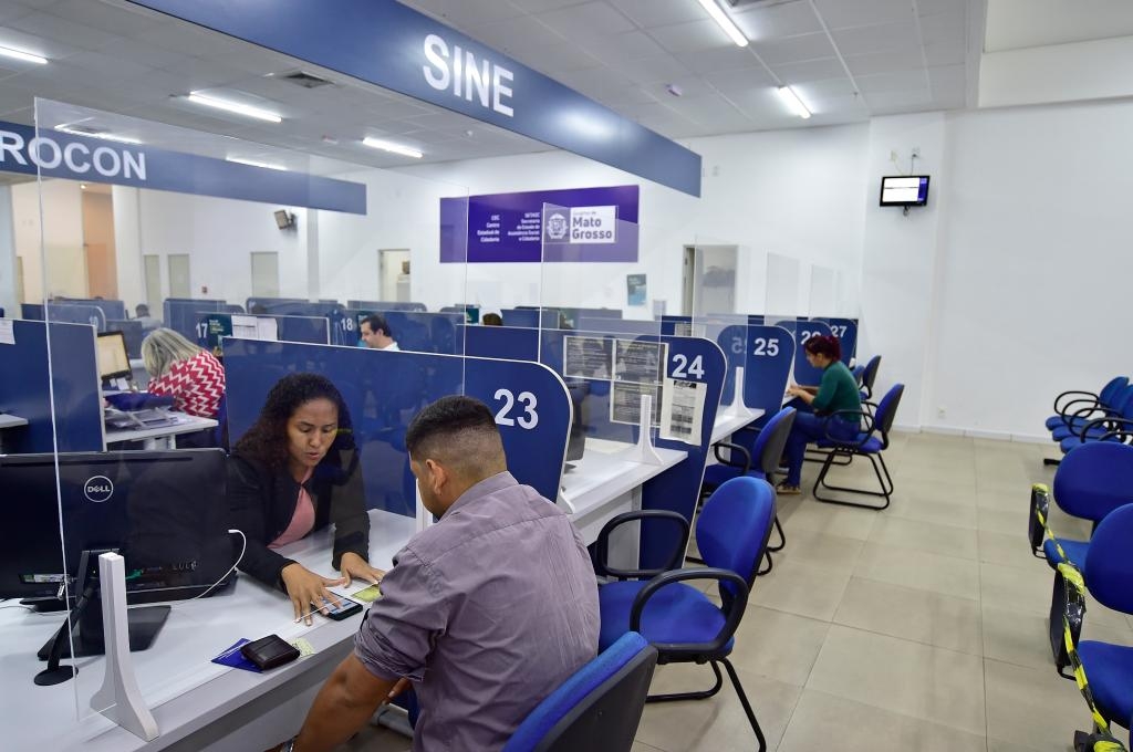 Sine Estadual disponibiliza mais de 2,5 mil vagas de trabalho nesta semana