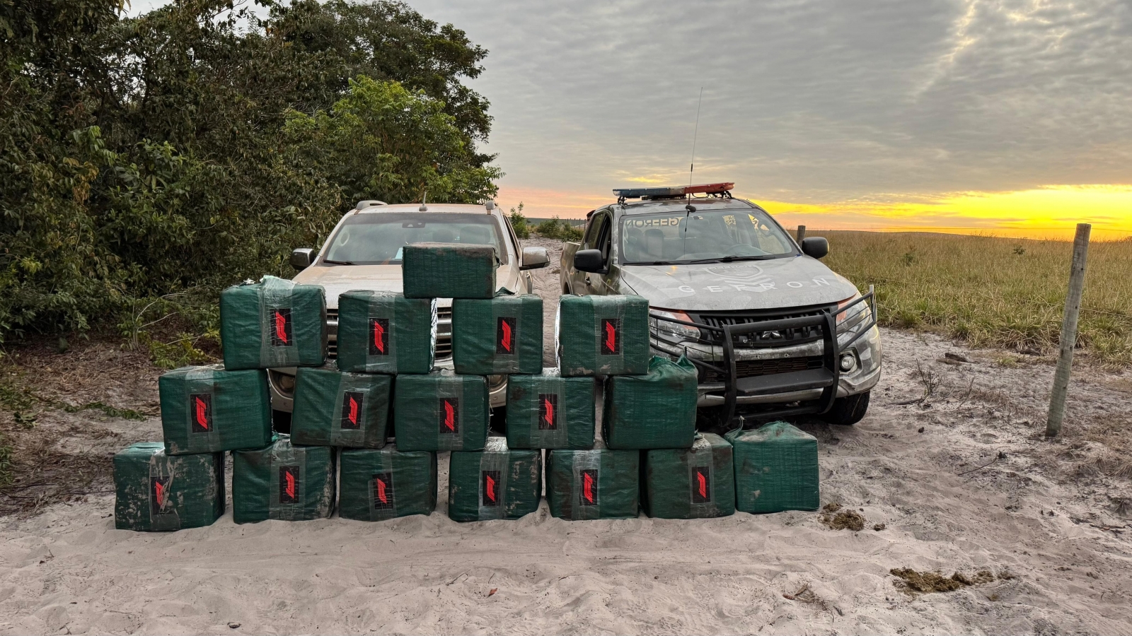 Gefron apreende mais de 550 quilos de coca�na e causa preju�zo de R$ 14 milh�es �s fac��es criminosas