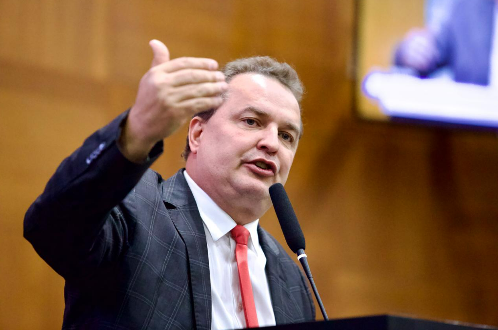 Com emendas de Max Russi, nova Lei dos Consignados � aprovada e mira mais prote��o ao servidor em Mato Grosso