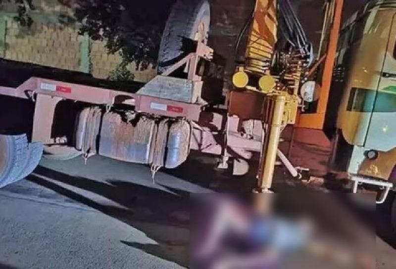 Caminh�o desgovernado derruba poste e fere homem no bairro Pedra 90, em Cuiab�