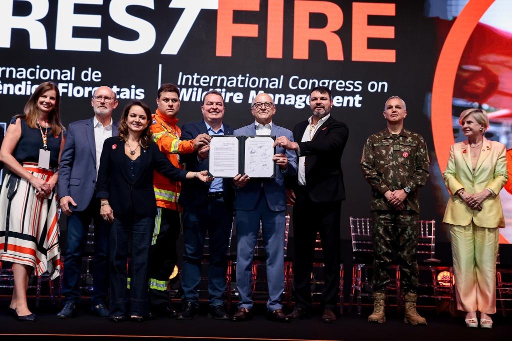 Governo de MT regulamenta constru��o de aceiros em propriedades rurais no Pantanal