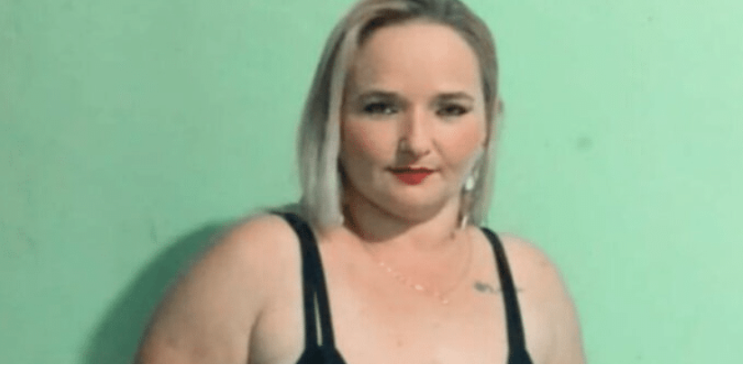 Mulher � encontrada morta ao lado de motocicleta na BR-242 em Nova Ubirat�