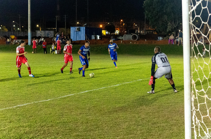 Torneio re�ne amantes do futebol em prol do hospital Paulo de Tarso em Rondon�polis