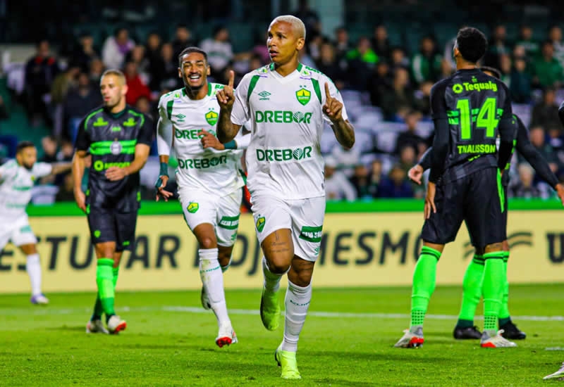 Retrospecto entre Cuiab e Coritiba mostra duelos sempre equilibrados  