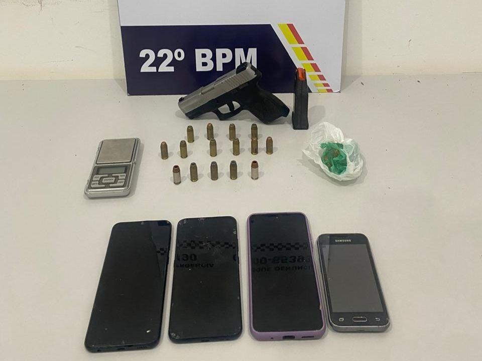 Polcia Militar prende dois faccionados e apreende arma de fogo e drogas em Peixoto de Azevedo