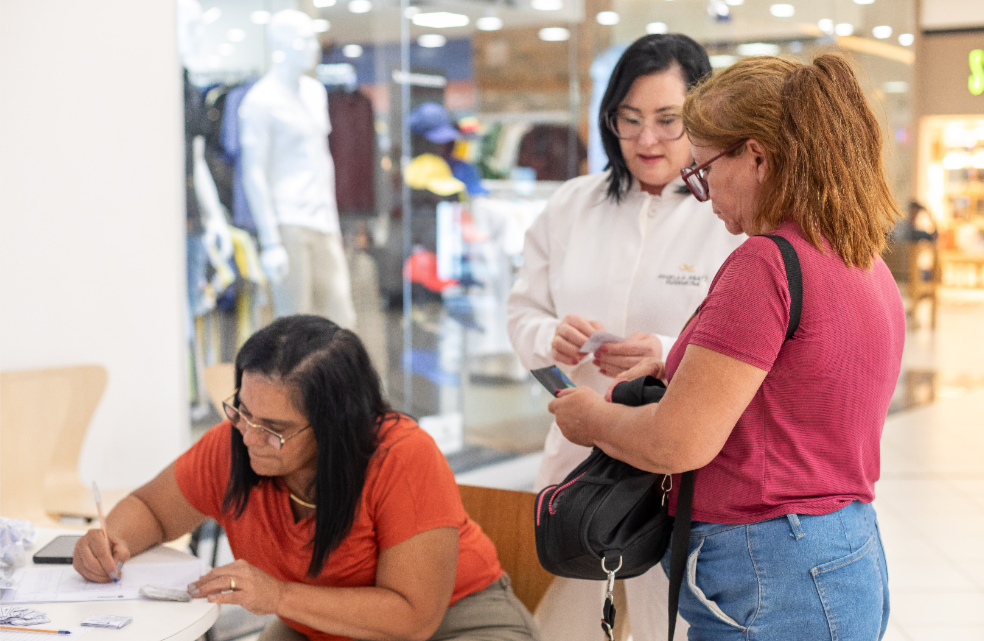 �ltimo dia da vacina��o contra gripe em shoppings de Cuiab� ocorre neste s�bado