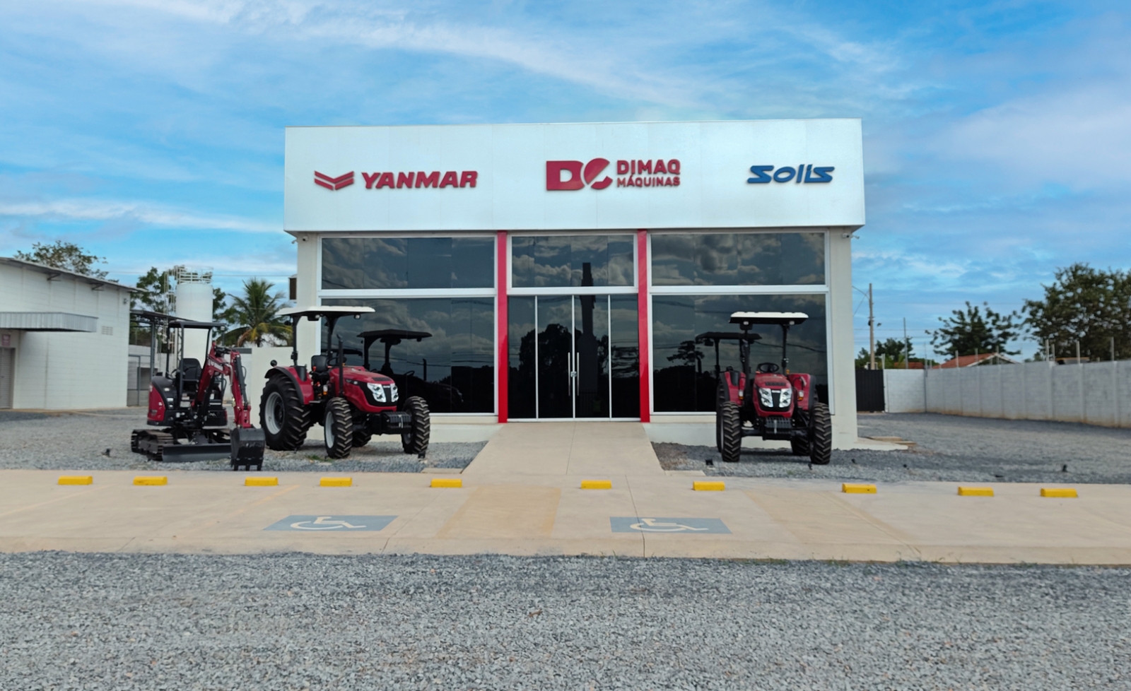 Dimaq M�quinas inaugura nova sede em V�rzea Grande e refor�a presen�a da Yanmar em Mato Grosso