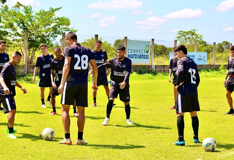 Mixto est� perto de fechar com mais um zagueiro e continua em busca de refor�os 