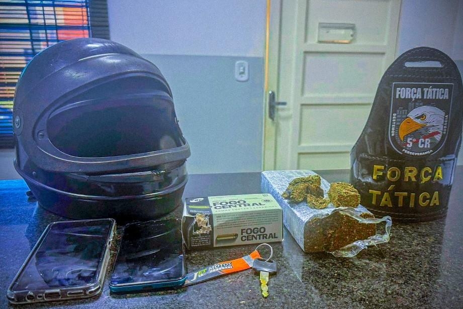 Pol�cia Militar prende tr�s faccionados por suposto envolvimento em homic�dio