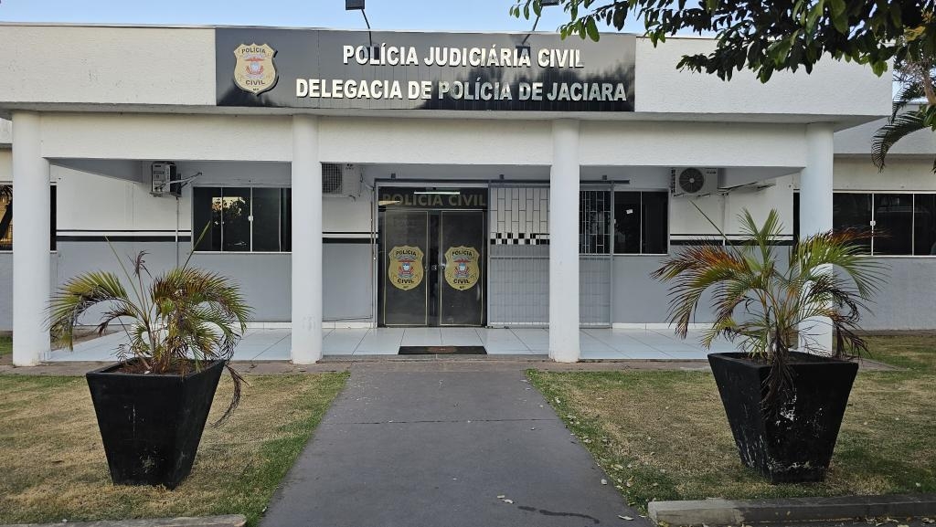 Pol�cia Civil prende homem por matar ex-namorada a facadas em Jaciara