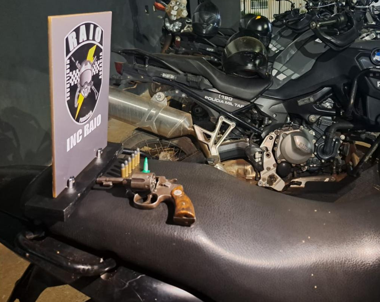 PM apreende adolescente armado durante patrulhamento em C�ceres