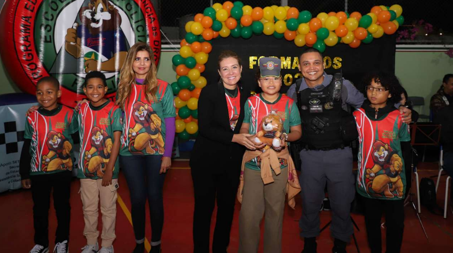 Alunos da rede municipal de V�rzea Grande s�o formados pelo Proerd