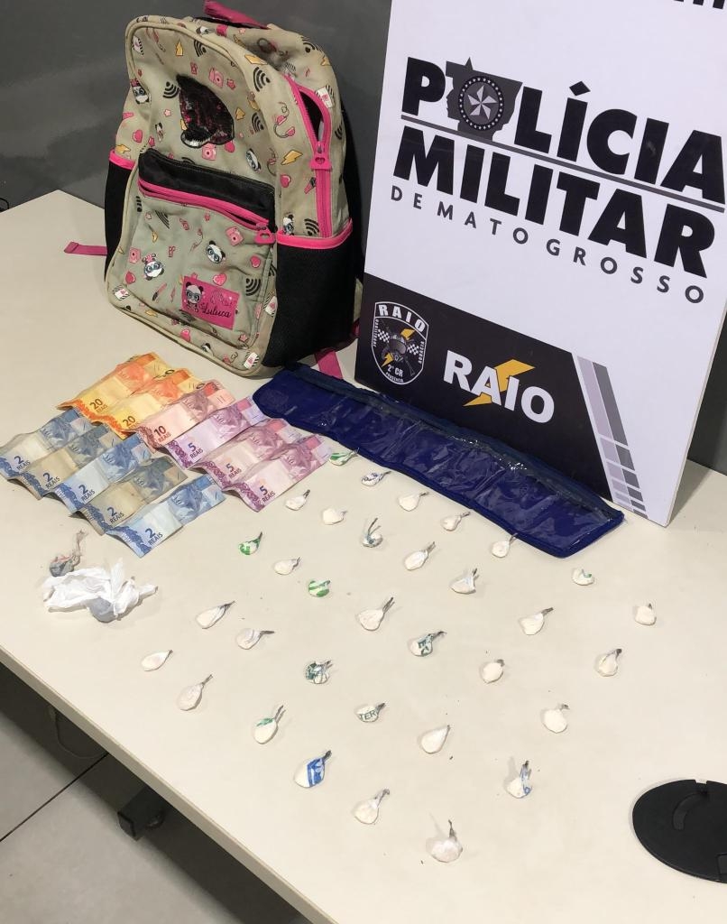 PM prende faccionada em flagrante com 35 por��es de drogas em V�rzea Grande