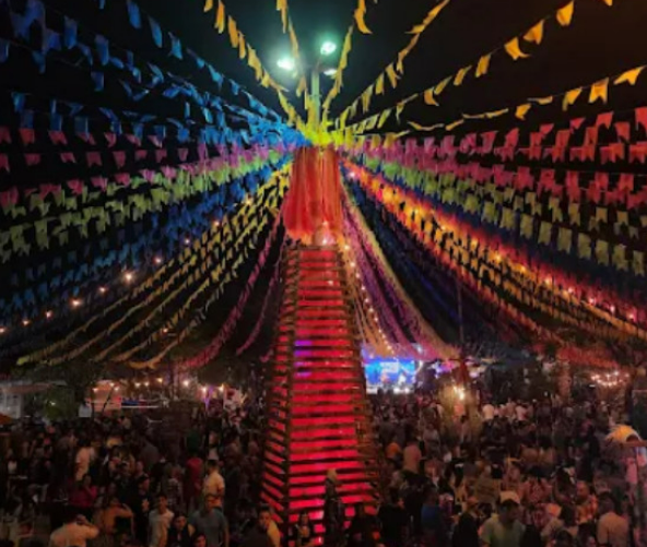 Homem causa confus�o, agride mulher e danifica barraca em festa de Cuiab�